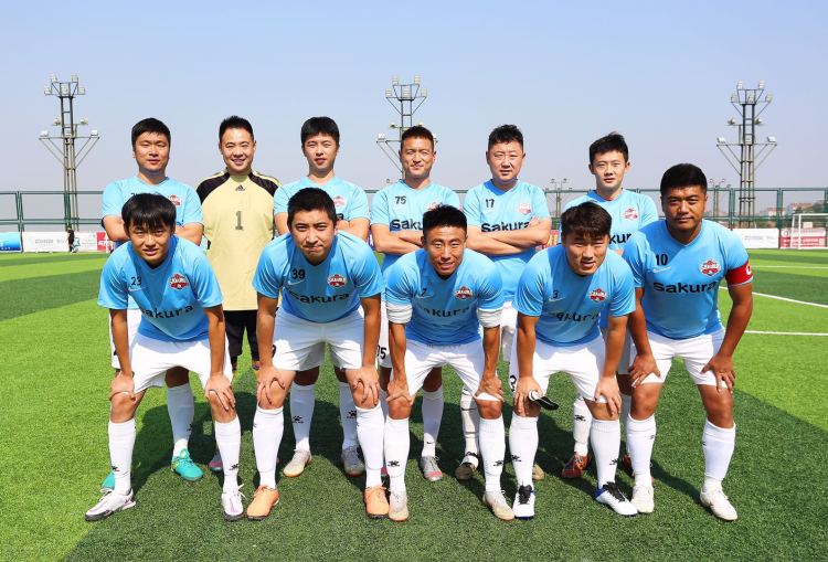  拜仁女足提前三轮夺得联赛冠军  